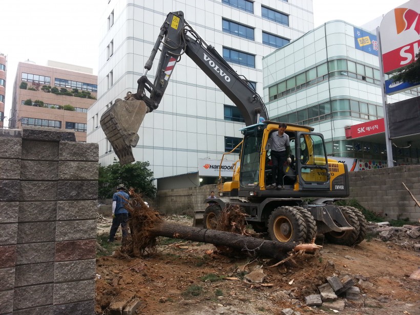 9f4005831653b78e2e64947a251fbc6f_1460725